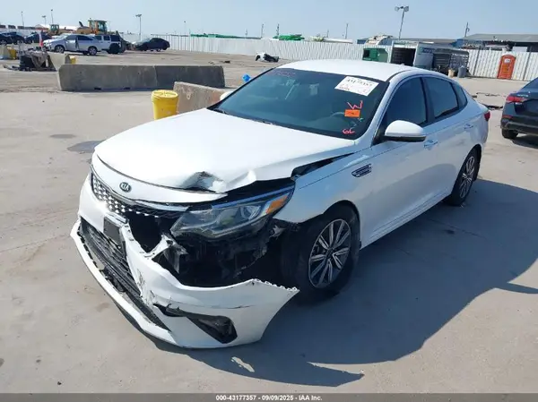 5XXGT4L3XKG360400 2019 KIA OPTIMA - Image 2
