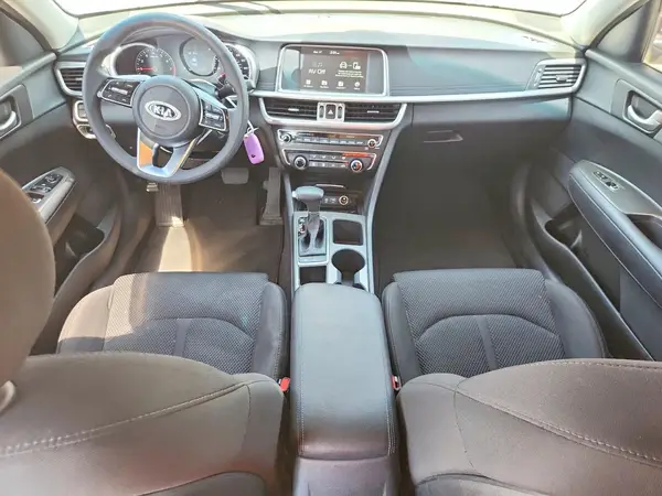 5XXGT4L3XKG363734 2019 KIA OPTIMA - Image 8