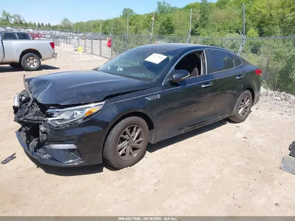 5XXGT4L3XKG367735 2019 KIA OPTIMA - Image 2