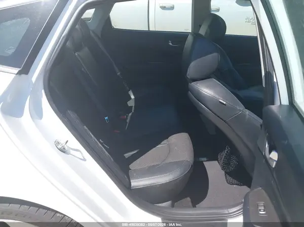 5XXGT4L3XKG369047 2019 KIA OPTIMA - Image 8