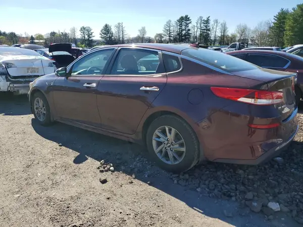5XXGT4L3XKG369565 2019 KIA OPTIMA - Image 2