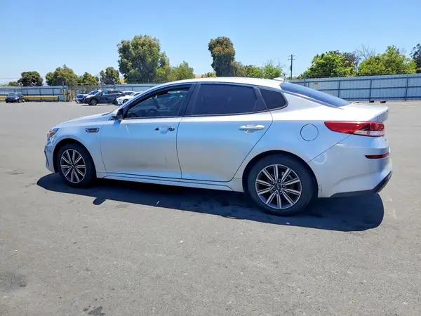 5XXGT4L3XKG372255 2019 KIA OPTIMA - Image 2