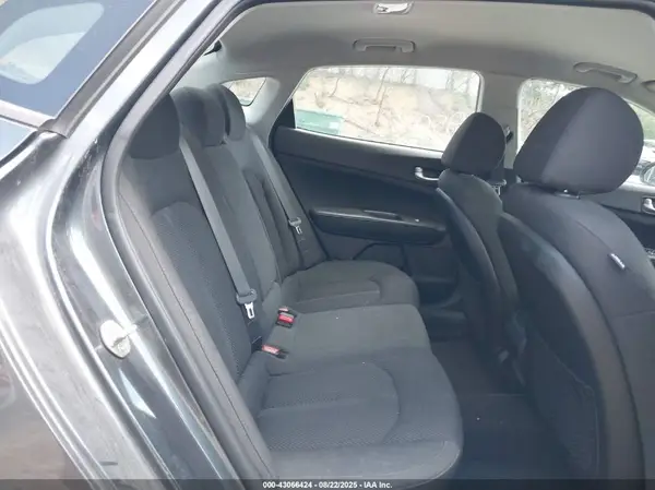 5XXGT4L3XKG378458 2019 KIA OPTIMA - Image 8