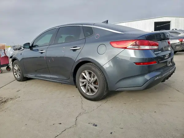 5XXGT4L3XLG382561 2020 KIA OPTIMA - Image 2