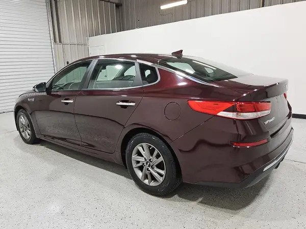 5XXGT4L3XLG383158 2020 KIA OPTIMA - Image 2