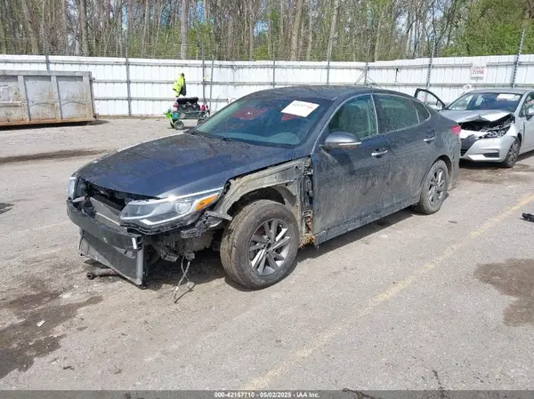 5XXGT4L3XLG384486 2020 KIA OPTIMA - Image 2