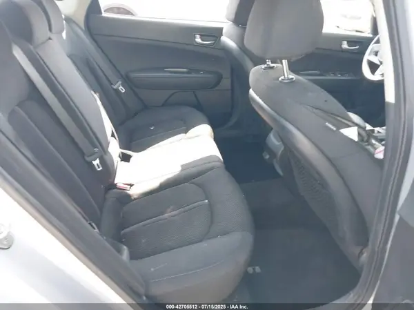 5XXGT4L3XLG385444 2020 KIA OPTIMA - Image 8