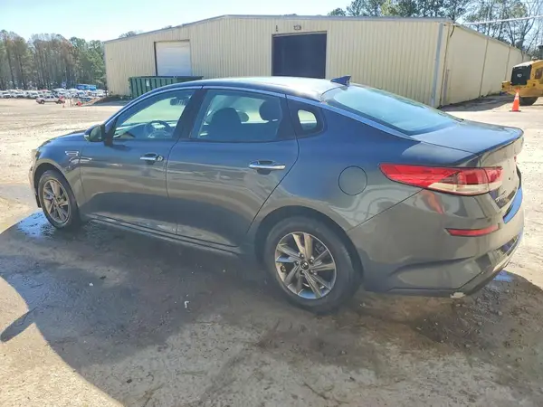 5XXGT4L3XLG386268 2020 KIA OPTIMA - Image 2