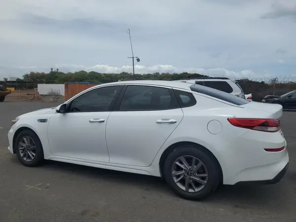 5XXGT4L3XLG386674 2020 KIA OPTIMA - Image 2