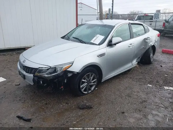 5XXGT4L3XLG386738 2020 KIA OPTIMA - Image 2