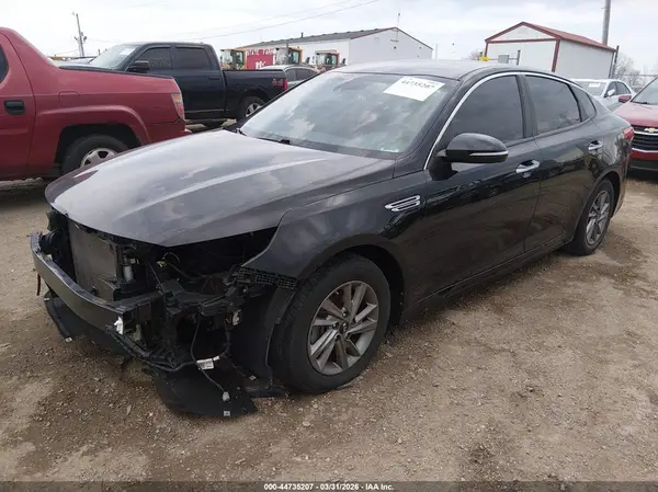 5XXGT4L3XLG387663 2020 KIA OPTIMA - Image 2