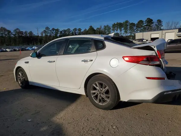 5XXGT4L3XLG388375 2020 KIA OPTIMA - Image 2