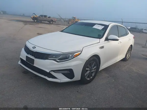 5XXGT4L3XLG389011 2020 KIA OPTIMA - Image 2