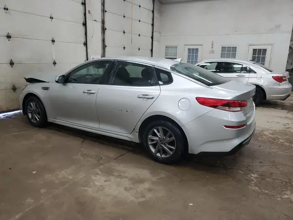 5XXGT4L3XLG390451 2020 KIA OPTIMA - Image 2