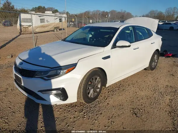 5XXGT4L3XLG392233 2020 KIA OPTIMA - Image 2