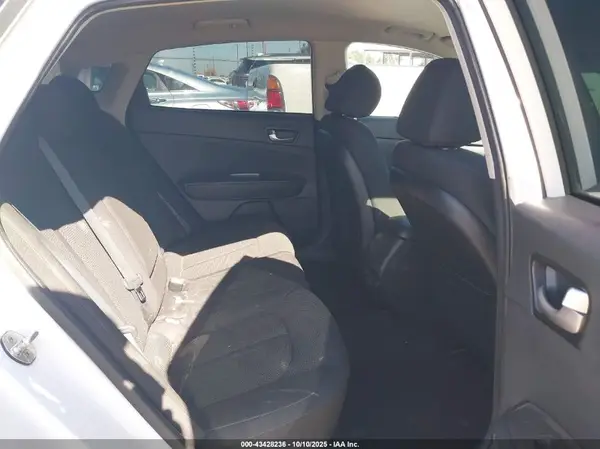 5XXGT4L3XLG392619 2020 KIA OPTIMA - Image 8