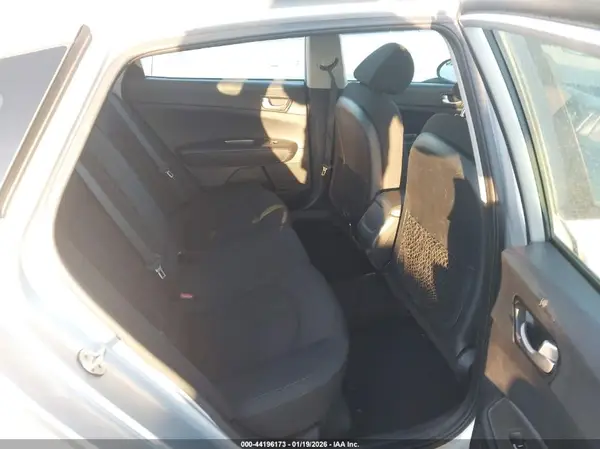 5XXGT4L3XLG394497 2020 KIA OPTIMA - Image 8