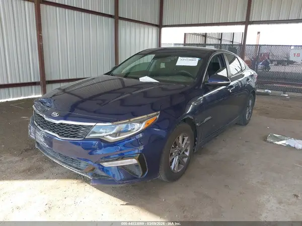 5XXGT4L3XLG395987 2020 KIA OPTIMA - Image 2