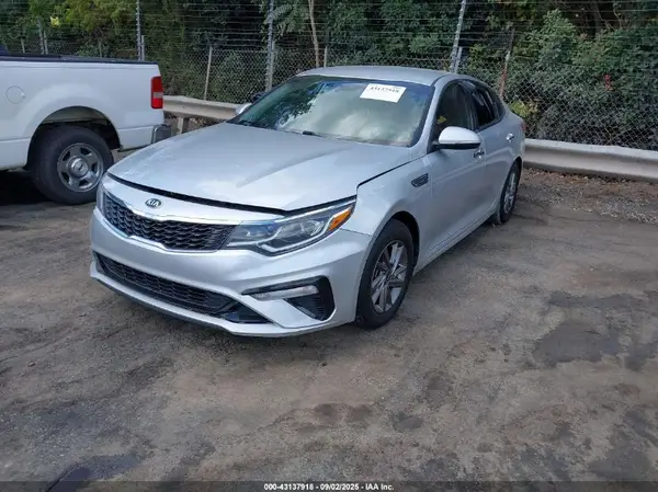 5XXGT4L3XLG399263 2020 KIA OPTIMA - Image 2