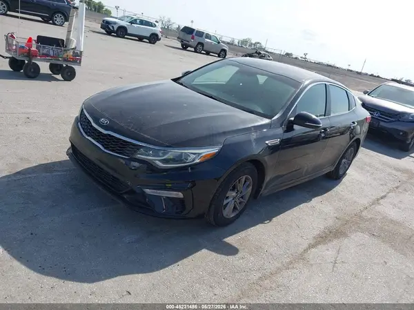 5XXGT4L3XLG399280 2020 KIA OPTIMA - Image 2