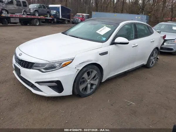 5XXGT4L3XLG399313 2020 KIA OPTIMA - Image 2