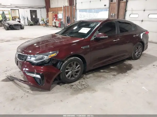 5XXGT4L3XLG401979 2020 KIA OPTIMA - Image 2