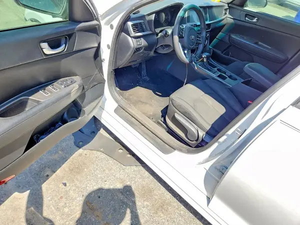 5XXGT4L3XLG402601 2020 KIA OPTIMA - Image 8