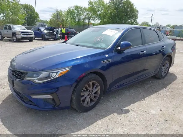5XXGT4L3XLG404820 2020 KIA OPTIMA - Image 2