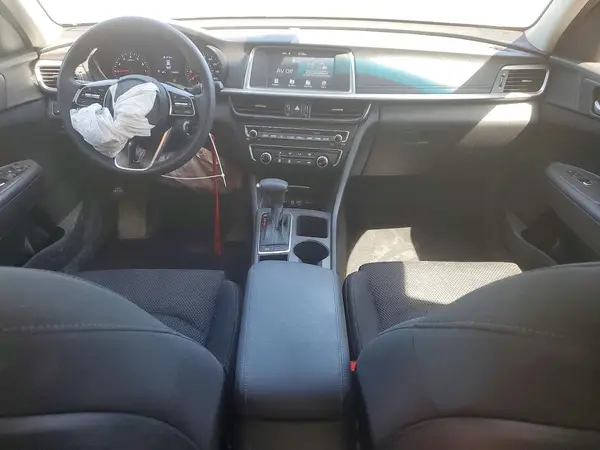 5XXGT4L3XLG413744 2020 KIA OPTIMA - Image 8
