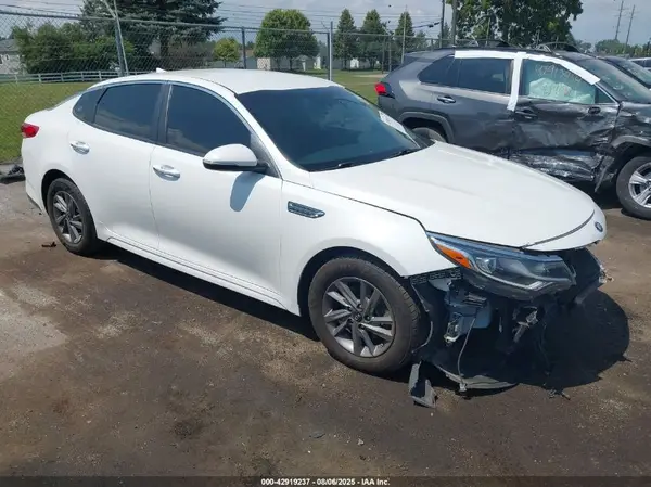 5XXGT4L3XLG416059 2020 KIA OPTIMA - Image 1