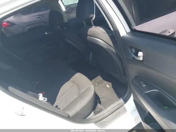 5XXGT4L3XLG416059 2020 KIA OPTIMA - Image 8