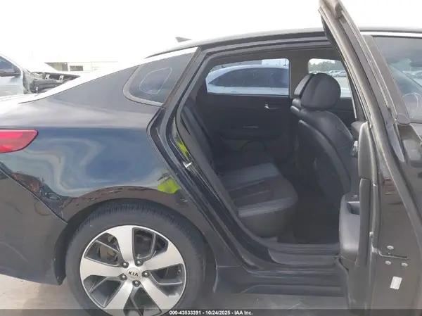 5XXGT4L3XLG417194 2020 KIA OPTIMA - Image 8