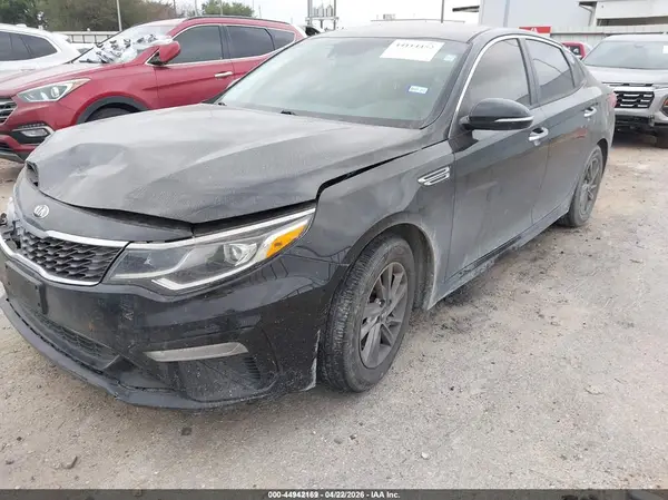 5XXGT4L3XLG417664 2020 KIA OPTIMA - Image 2