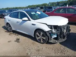 5XXGT4L3XLG419365 2020 KIA OPTIMA