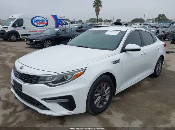 5XXGT4L3XLG422203 2020 KIA OPTIMA - Image 2