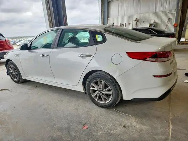 5XXGT4L3XLG423691 2020 KIA OPTIMA - Image 2