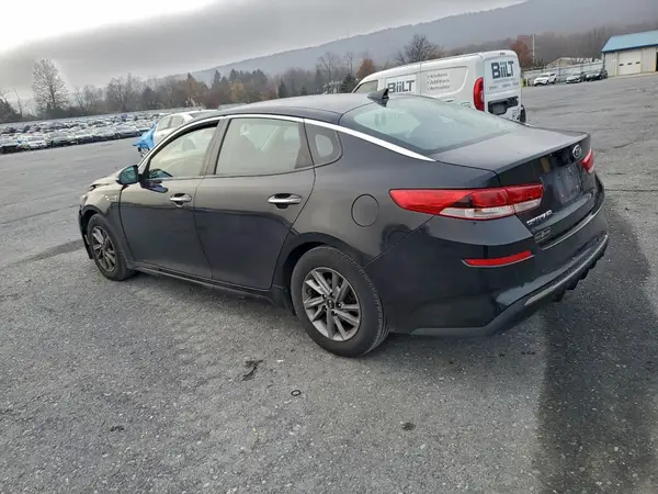 5XXGT4L3XLG424047 2020 KIA OPTIMA - Image 2