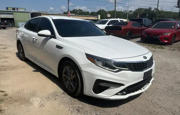 5XXGT4L3XLG424131 2020 KIA OPTIMA - Image 1