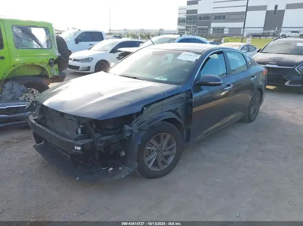 5XXGT4L3XLG425554 2020 KIA OPTIMA - Image 2