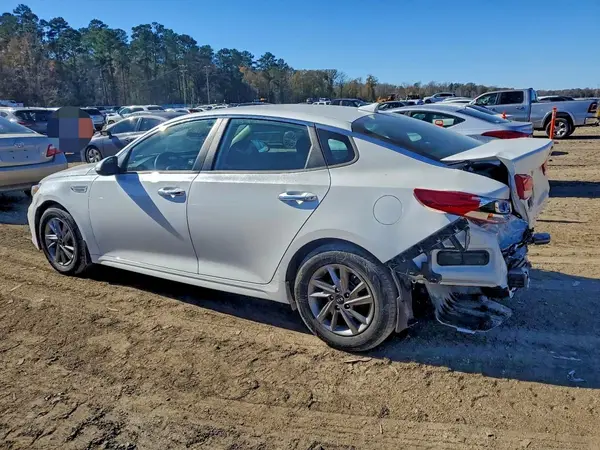 5XXGT4L3XLG426123 2020 KIA OPTIMA - Image 2