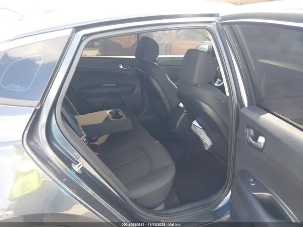 5XXGT4L3XLG426168 2020 KIA OPTIMA - Image 8