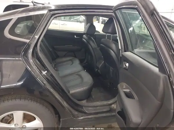 5XXGT4L3XLG426476 2020 KIA OPTIMA - Image 8