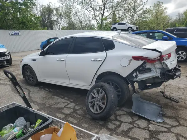 5XXGT4L3XLG429183 2020 KIA OPTIMA - Image 2