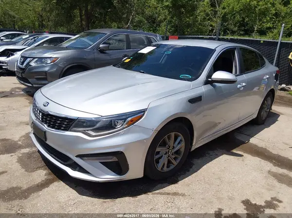 5XXGT4L3XLG429958 2020 KIA OPTIMA - Image 2