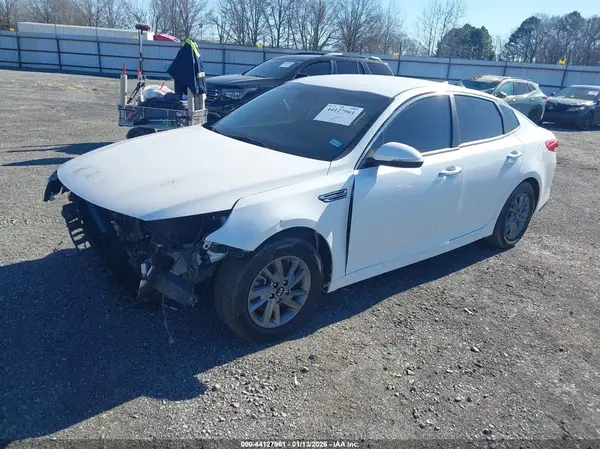 5XXGT4L3XLG432973 2020 KIA OPTIMA - Image 2