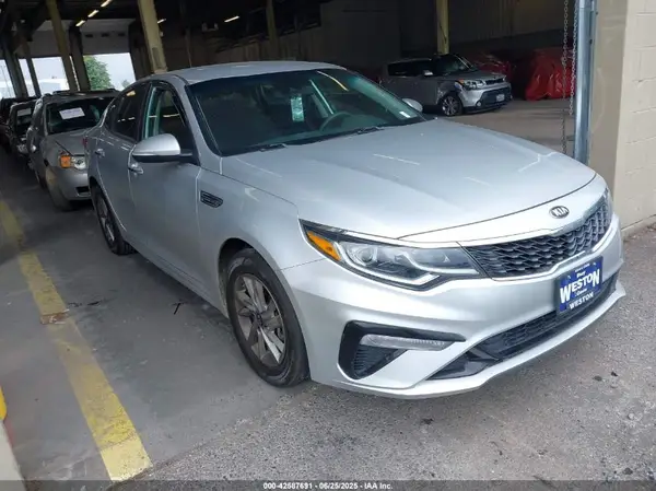 5XXGT4L3XLG433248 2020 KIA OPTIMA - Image 1