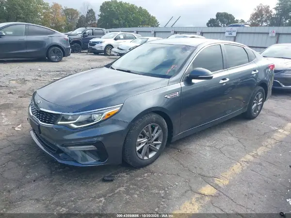 5XXGT4L3XLG444251 2020 KIA OPTIMA - Image 2