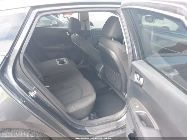 5XXGT4L3XLG444251 2020 KIA OPTIMA - Image 8