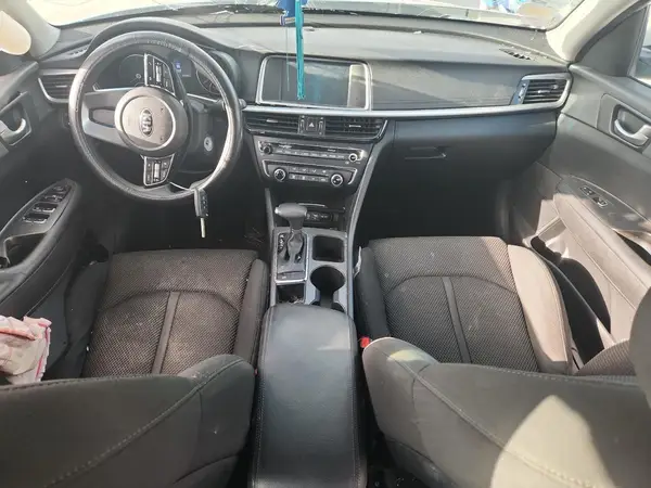 5XXGT4L3XLG447621 2020 KIA OPTIMA - Image 8