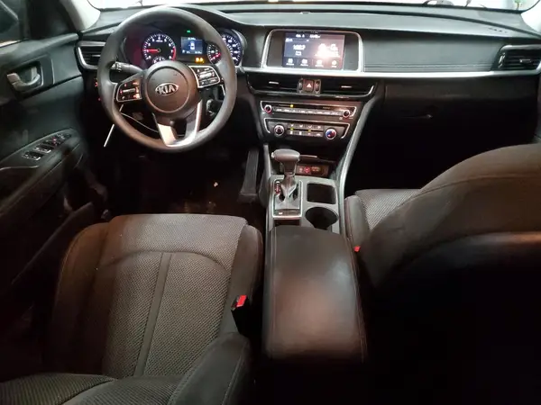 5XXGT4L3XLG451135 2020 KIA OPTIMA - Image 8
